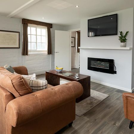 The Stable Suite At York Racecourse Exterior foto